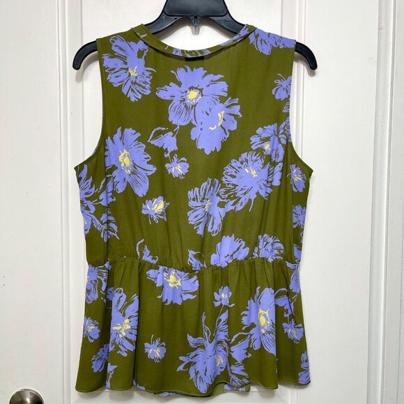 CABI Celebrity Floral Print V-Neck Sleeveless Peplum Top in Olive Green, Lavand - Picture 10 of 13